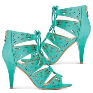 Avon turquoise high heel sandals size 8